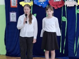 Kochanej Mamie – Dzień Matki w Naszej Szkole